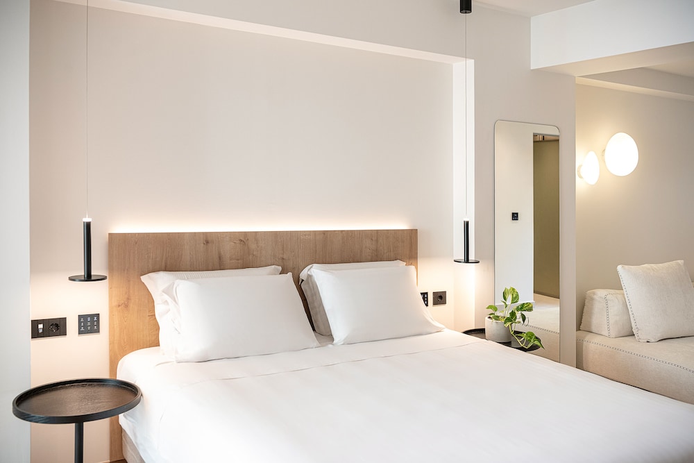 Iperion Beach — Hotel rooms in Rethymnon