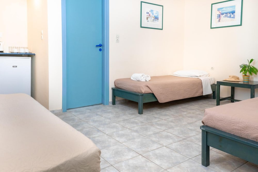 Thalassi Hotel — Rooms in Rethymnon