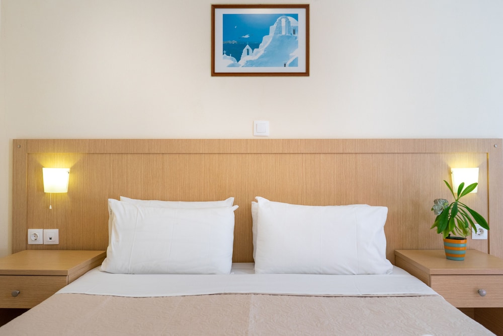 Thalassi Hotel — Rooms in Rethymnon