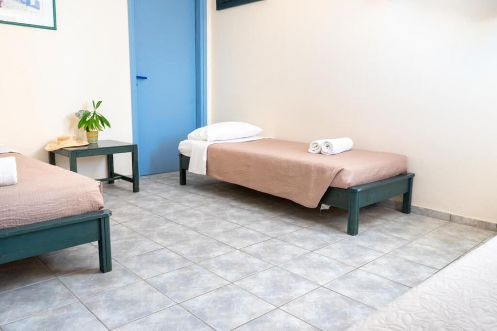 Thalassi Hotel — Rooms in Rethymnon