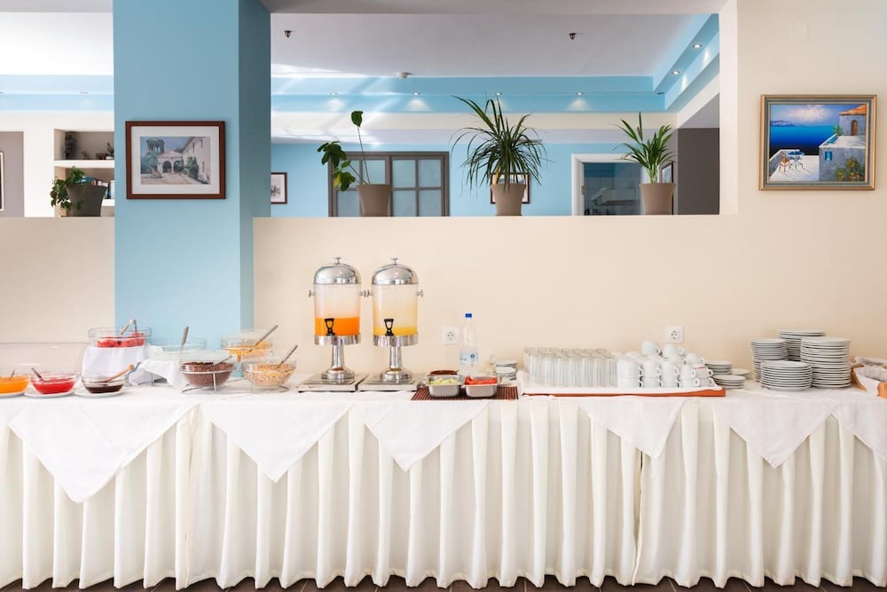 Thalassi Hotel — Restaurant in Rethymnon
