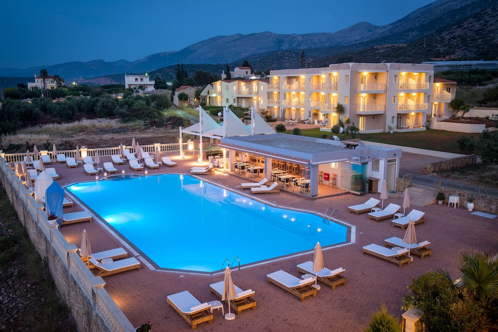 Notos Heights Hotel & Suites — Main photo in Malia