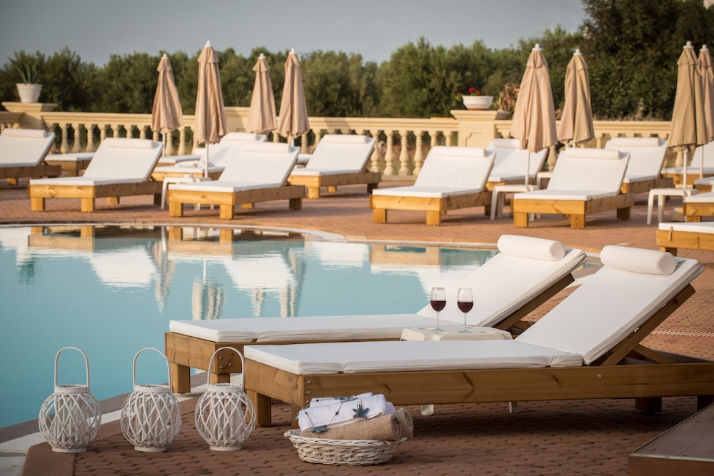 Notos Heights Hotel & Suites — Swimming pool in Malia