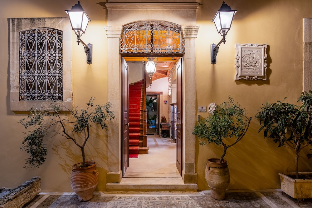 Palazzino Di Corina — Hotel building in Rethymnon