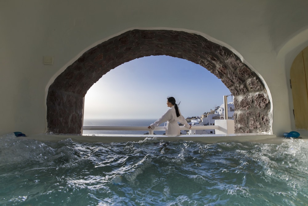 Art Maisons Oia Castle — Spa in Oia, South Aegean