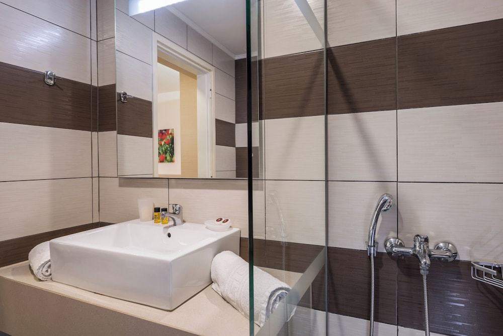 Atrion Hotel — Hotel rooms in Chania
