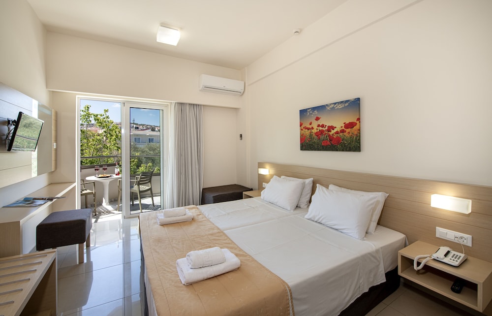 Atrion Hotel — Hotel rooms in Chania