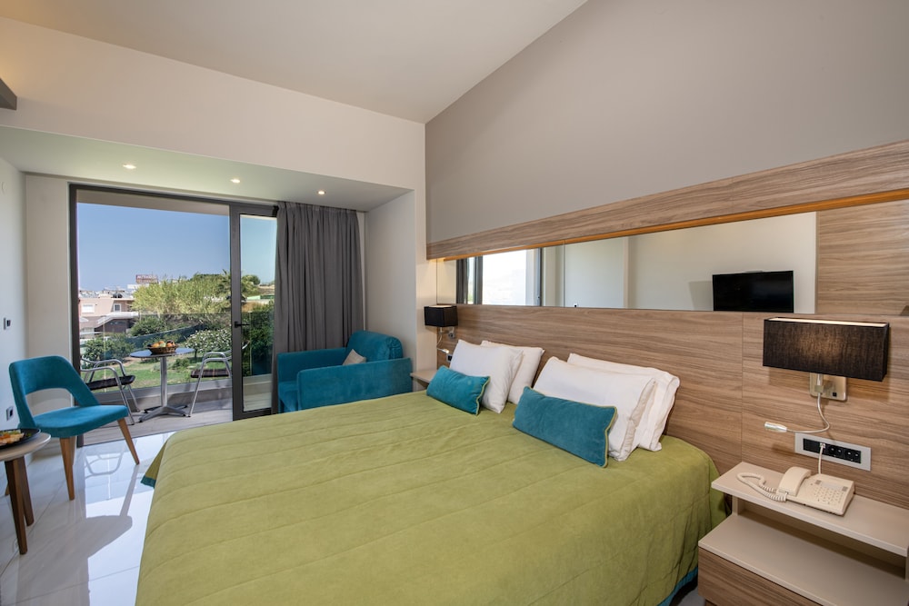 Atrion Hotel — Hotel rooms in Chania