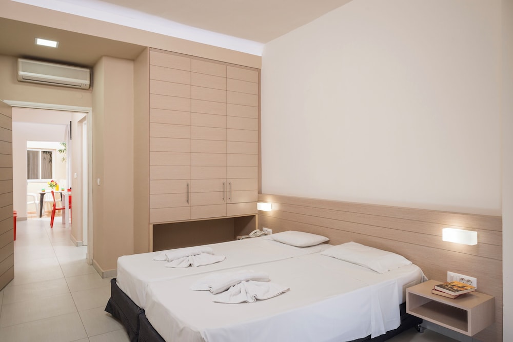 Atrion Hotel — Hotel rooms in Chania