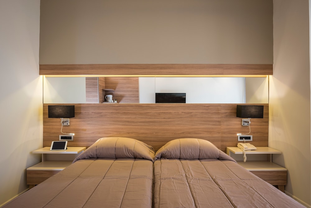 Atrion Hotel — Hotel rooms in Chania