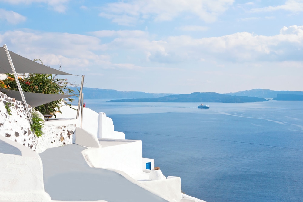 Alexander's Suites — Attractions in the area in Oia, South Aegean