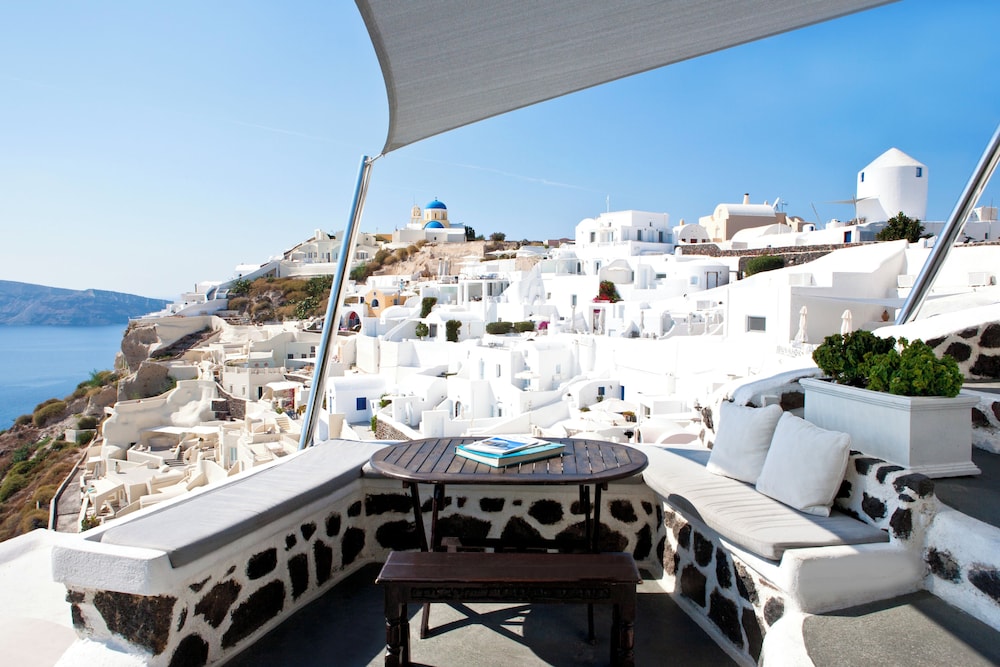 Alexander's Suites — Attractions in the area in Oia, South Aegean