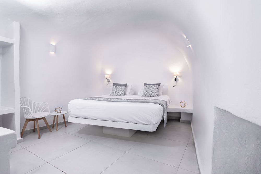 Caldera Premium Villas - Adults Only — Hotel rooms in Oia, South Aegean