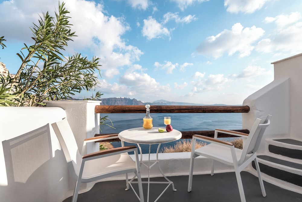 Caldera Premium Villas - Adults Only — Hotel rooms in Oia, South Aegean