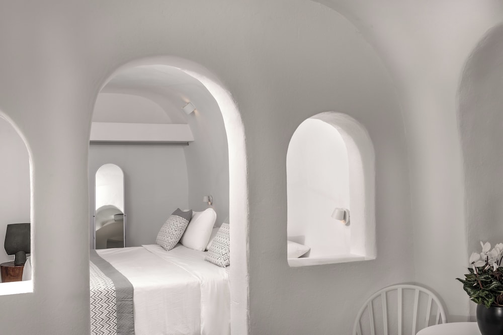 Caldera Premium Villas - Adults Only — Hotel rooms in Oia, South Aegean