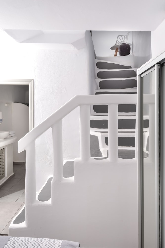 Caldera Premium Villas - Adults Only — Hotel building in Oia, South Aegean