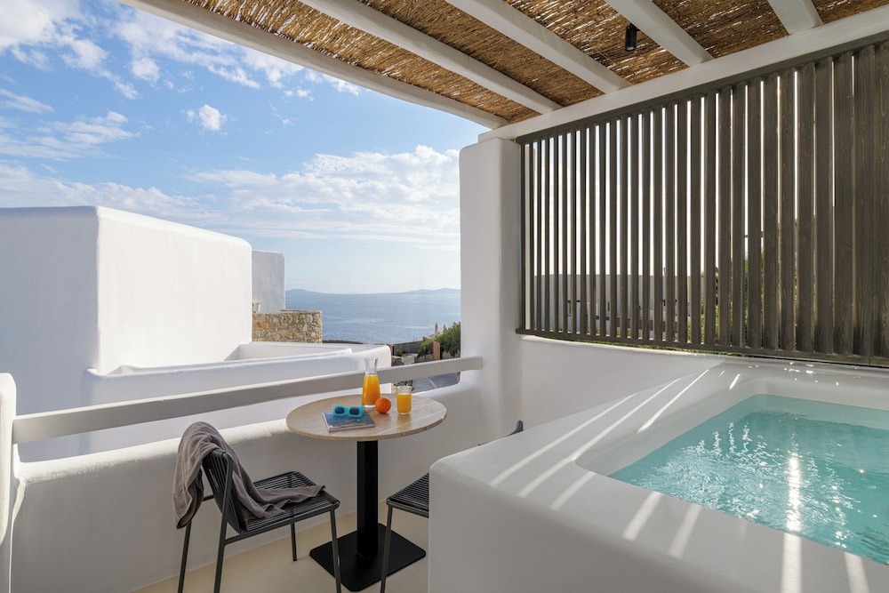 Rocabella Mykonos Hotel, a member of Design Hotels — Hotel rooms in Agios Stefanos, South Aegean