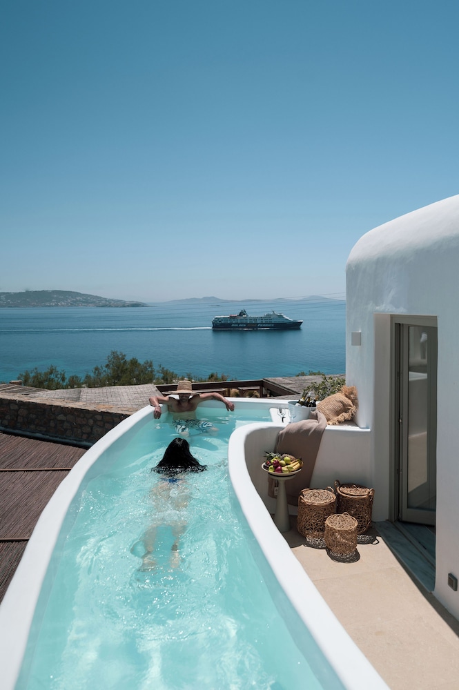 Rocabella Mykonos Hotel, a member of Design Hotels — Swimming pool in Agios Stefanos, South Aegean