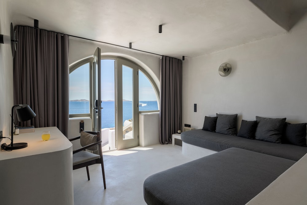 Rocabella Mykonos Hotel, a member of Design Hotels — Hotel rooms in Agios Stefanos, South Aegean