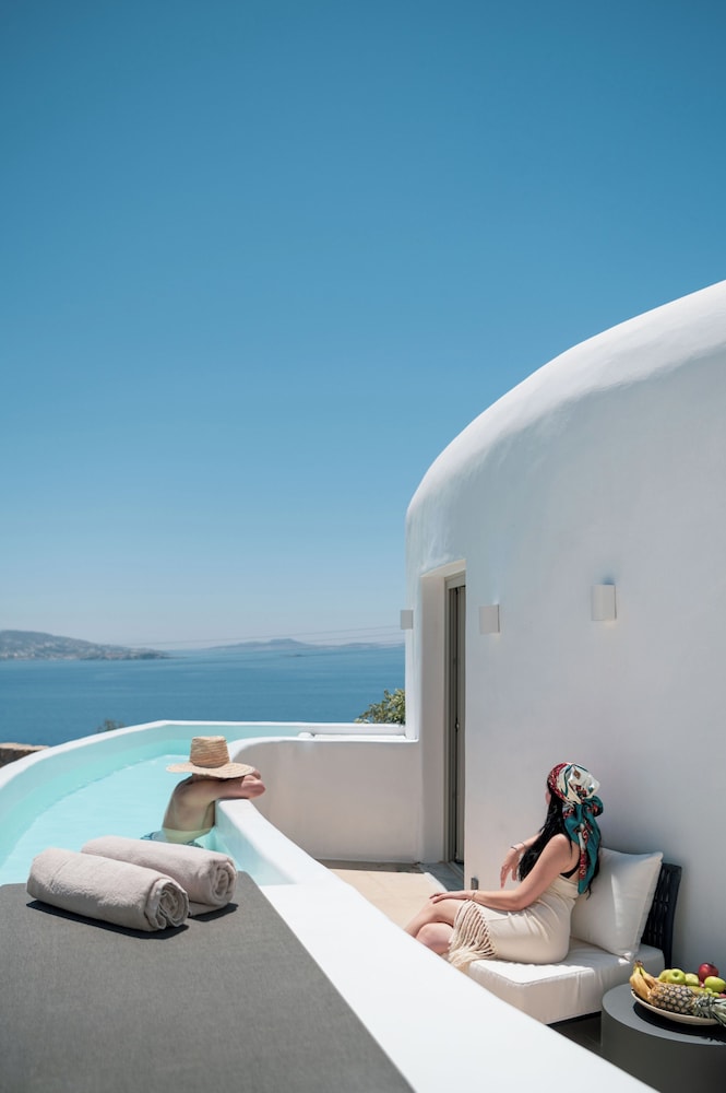Rocabella Mykonos Hotel, a member of Design Hotels — Swimming pool in Agios Stefanos, South Aegean