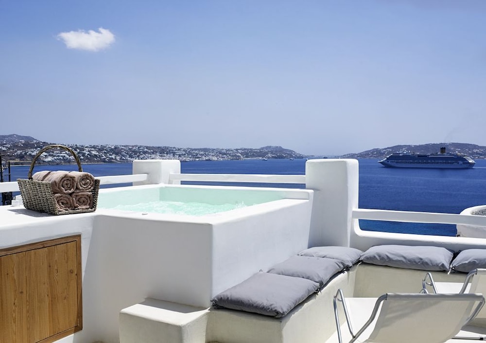 Rocabella Mykonos Hotel, a member of Design Hotels — Spa in Agios Stefanos, South Aegean