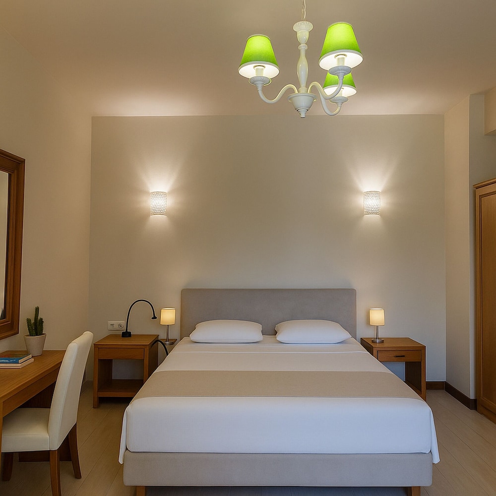 Meltemi Village — Hotel rooms in Perissa, South Aegean