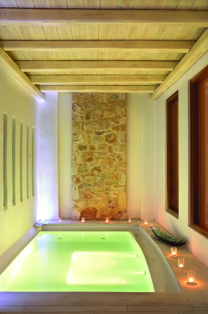 Meltemi Village — Spa in Perissa, South Aegean