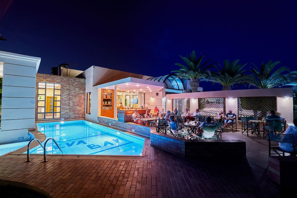 Eva Bay Hotel On The Beach Adults Only — Swimming pool in Rethymnon