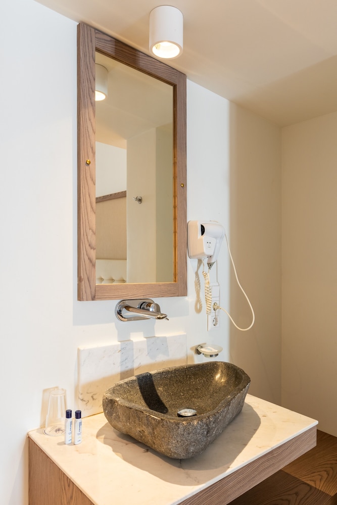 Eva Bay Hotel On The Beach Adults Only — Hotel rooms in Rethymnon