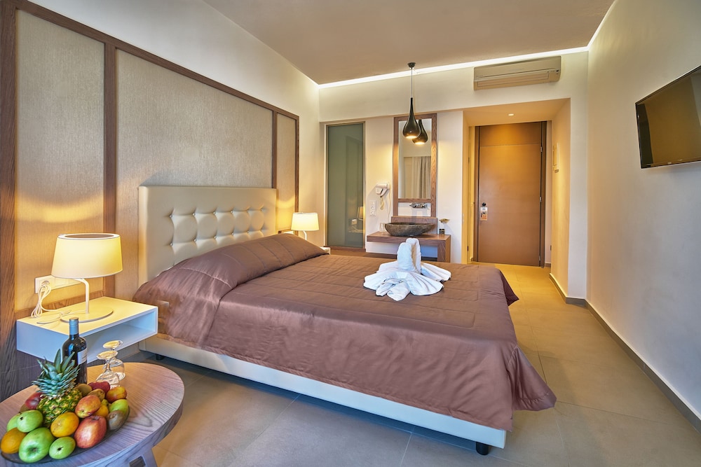 Eva Bay Hotel On The Beach Adults Only — Hotel rooms in Rethymnon