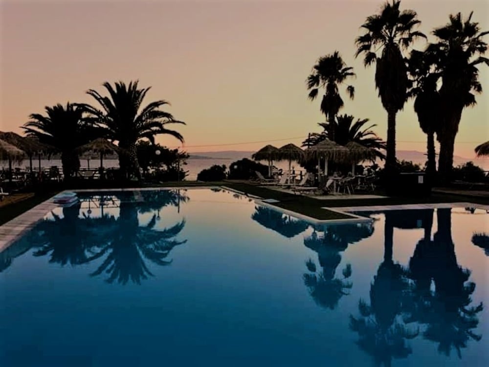 Clara Hotel — Swimming pool in Lesvos Island