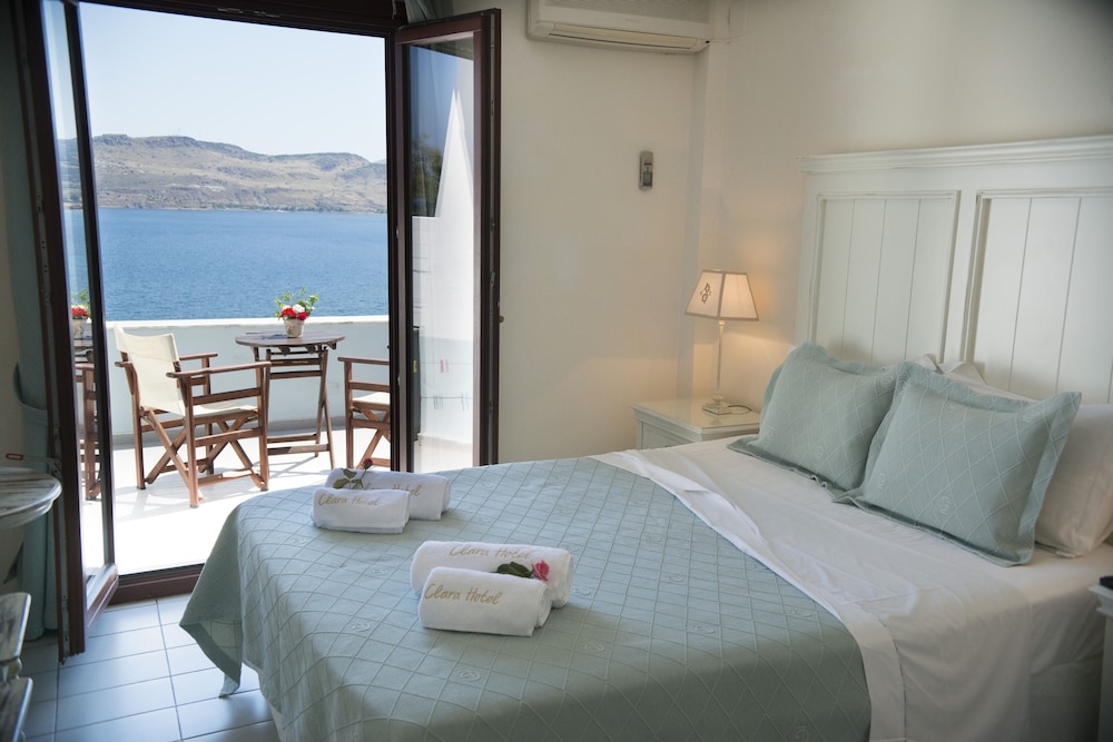 Clara Hotel — Hotel rooms in Lesvos Island