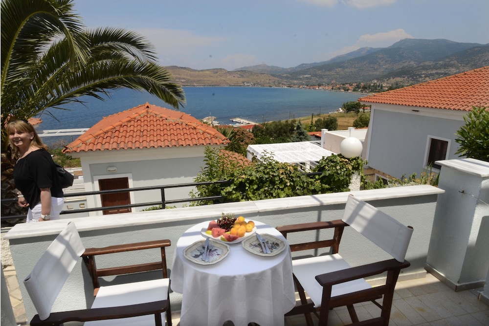Clara Hotel — Restaurant & bars in Lesvos Island