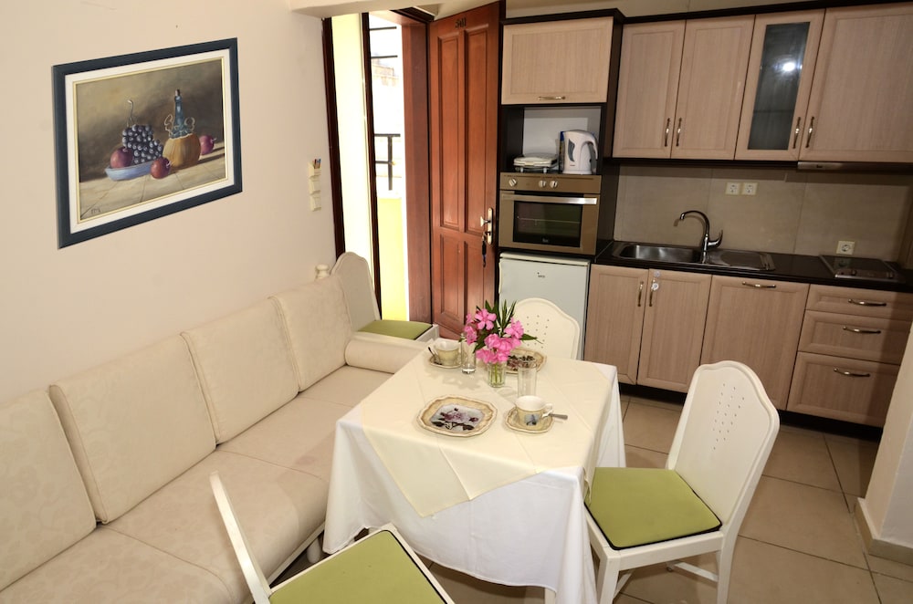 Clara Hotel — Hotel rooms in Lesvos Island