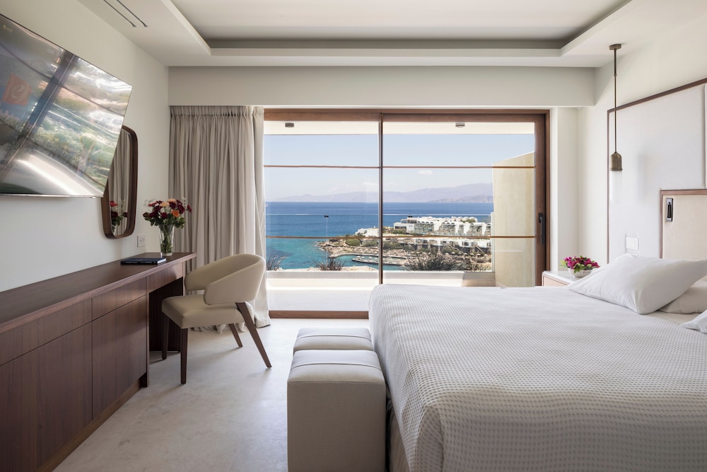 Porto Elounda Golf & Spa Resort — Hotel rooms in Elounda