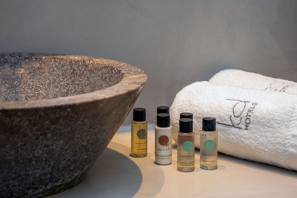 Santorini Palace — Spa in Firostefan, South Aegean