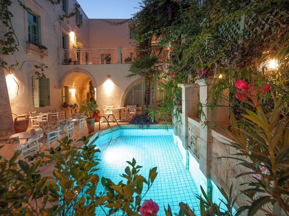 Mythos Suites Boutique Hotel - zdjęcie 4
