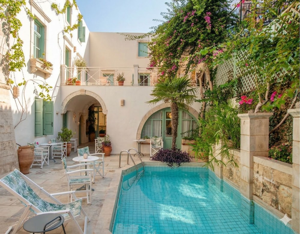 Mythos Suites Boutique Hotel - zdjęcie 2