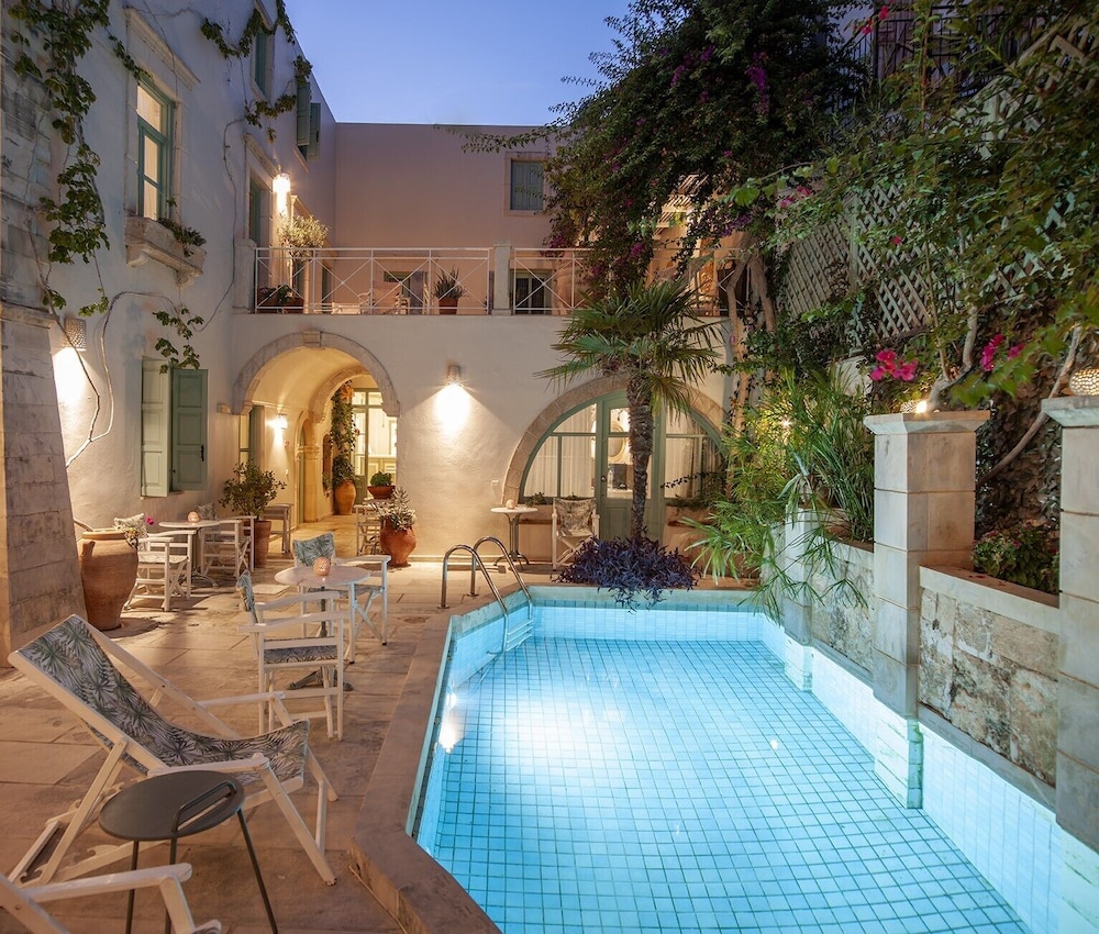 Mythos Suites Boutique Hotel - zdjęcie 3
