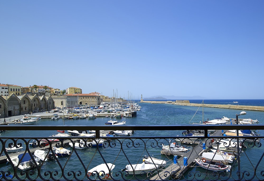 Porto Veneziano Hotel — Attractions in the area in Chania