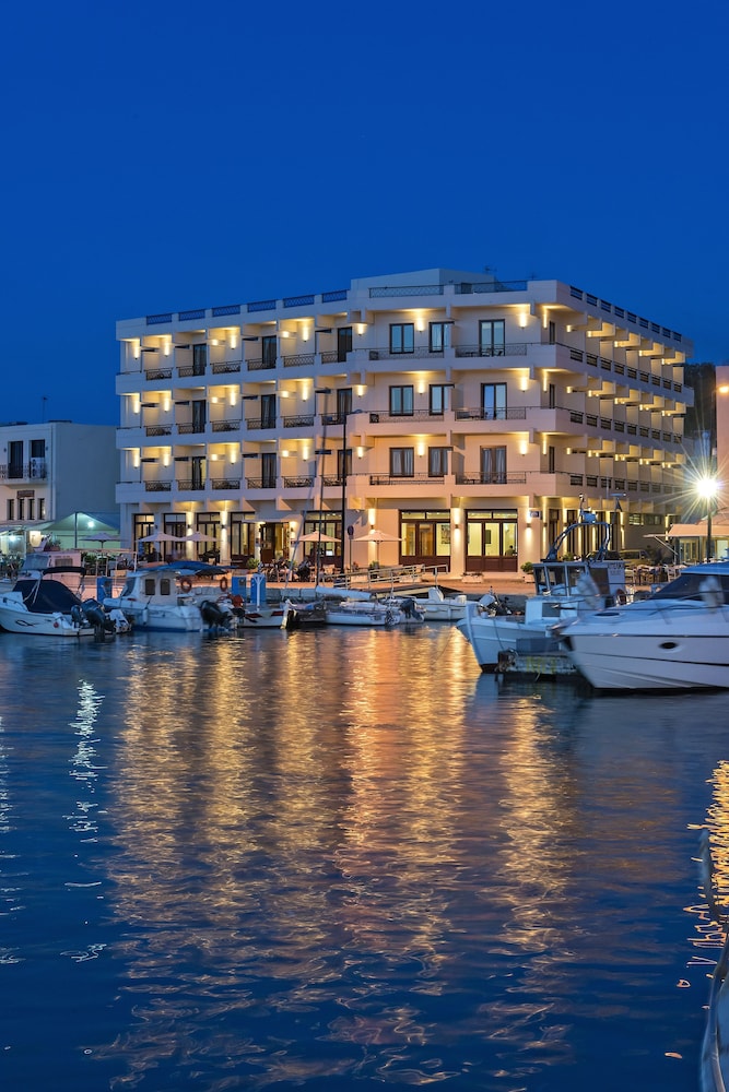 Porto Veneziano Hotel — Main photo in Chania