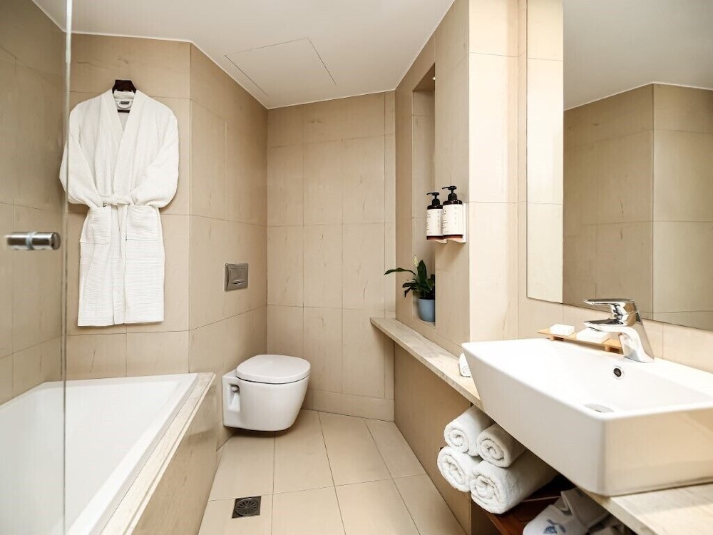 Porto Veneziano Hotel — Hotel rooms in Chania