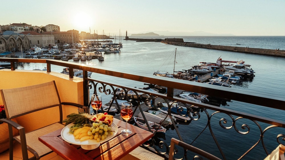 Porto Veneziano Hotel — Attractions in the area in Chania