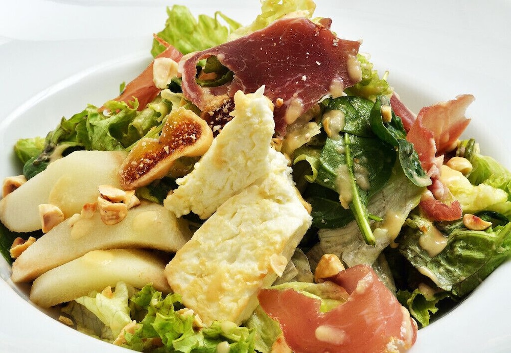 Porto Veneziano Hotel — Restaurant & bars in Chania