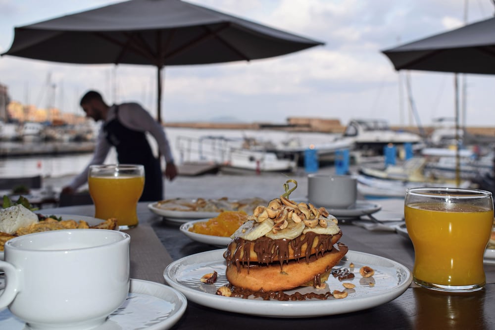 Porto Veneziano Hotel — Restaurant & bars in Chania