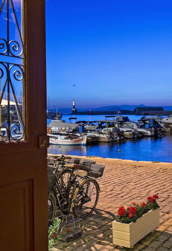 Porto Veneziano Hotel — Attractions in the area in Chania