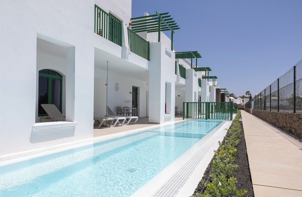MYND Yaiza — Hotel building in Playa Blanca, Canary Islands