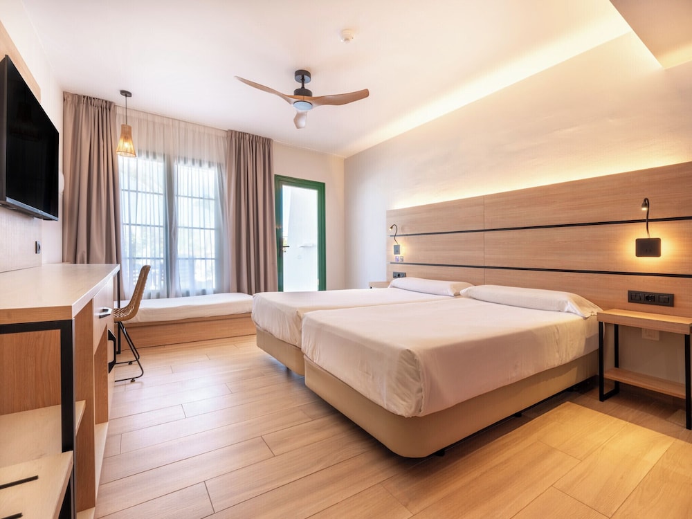 MYND Yaiza — Hotel rooms in Playa Blanca, Canary Islands