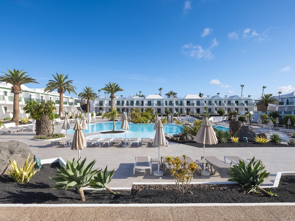 MYND Yaiza — Swimming pool in Playa Blanca, Canary Islands