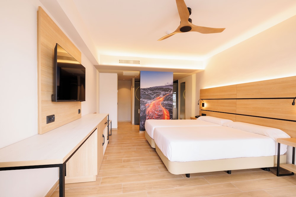 MYND Yaiza — Hotel rooms in Playa Blanca, Canary Islands